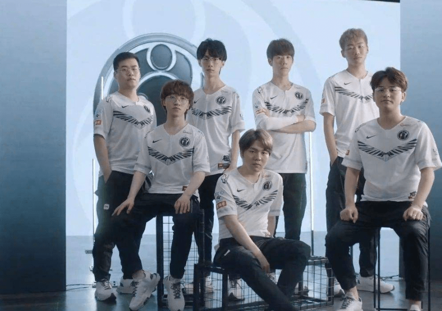 德容虽然反 德容虽然反