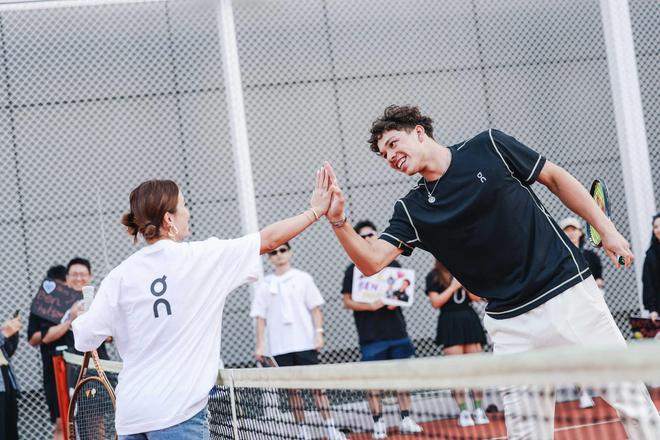 经验丰富的 经验丰富的