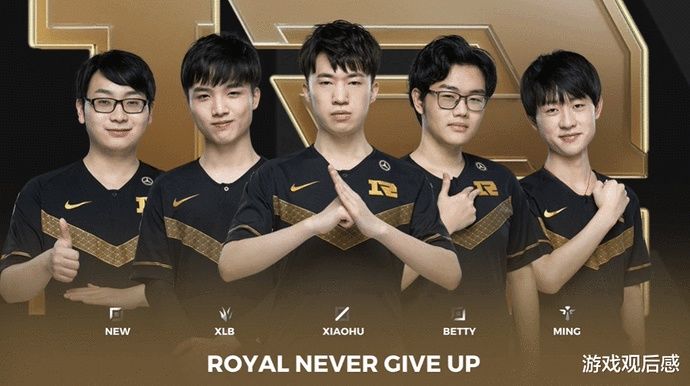 刚满18岁 刚满18岁