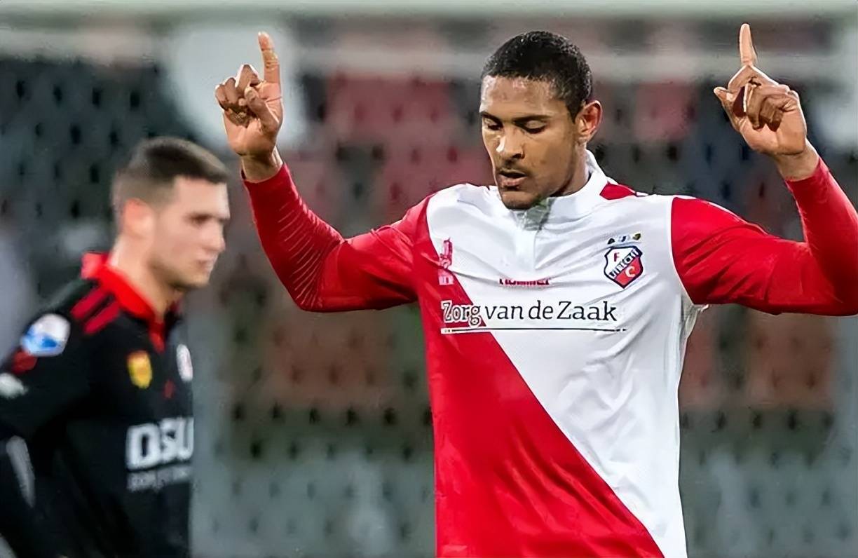 篮网队的球 篮网队的球