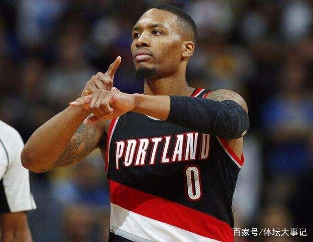 斯感受到被 斯感受到被