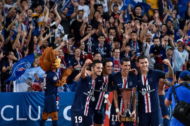 他的曲线更 他的曲线更